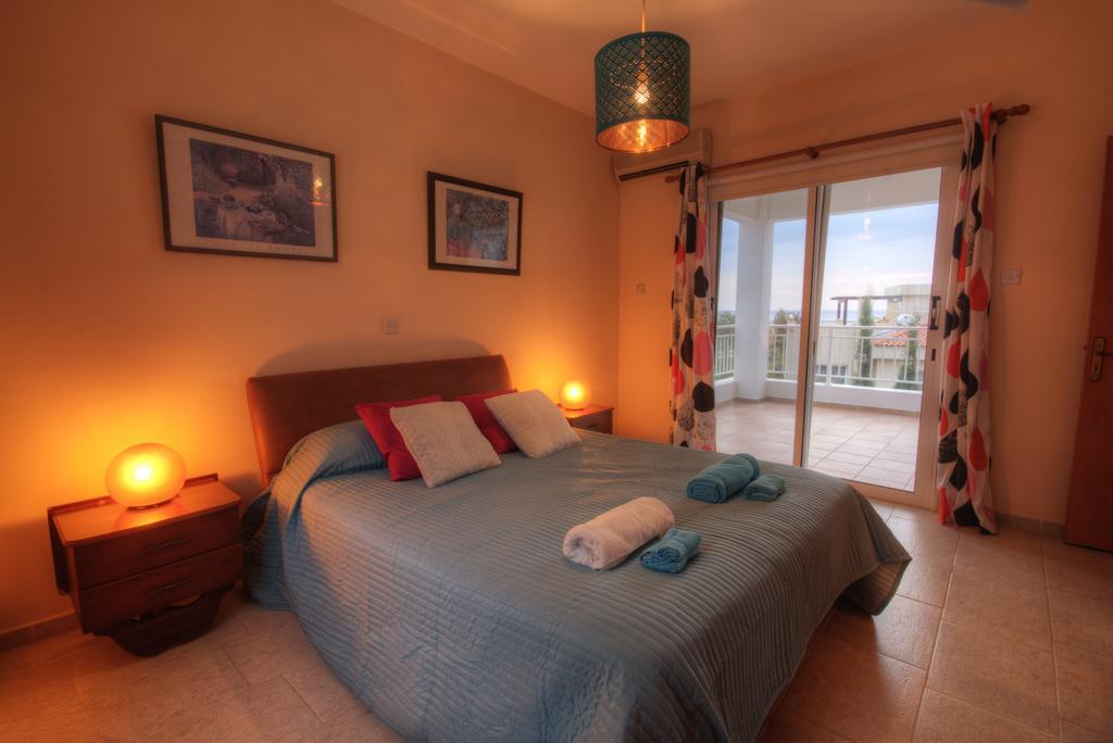 Villa Athina Paphos Phòng bức ảnh