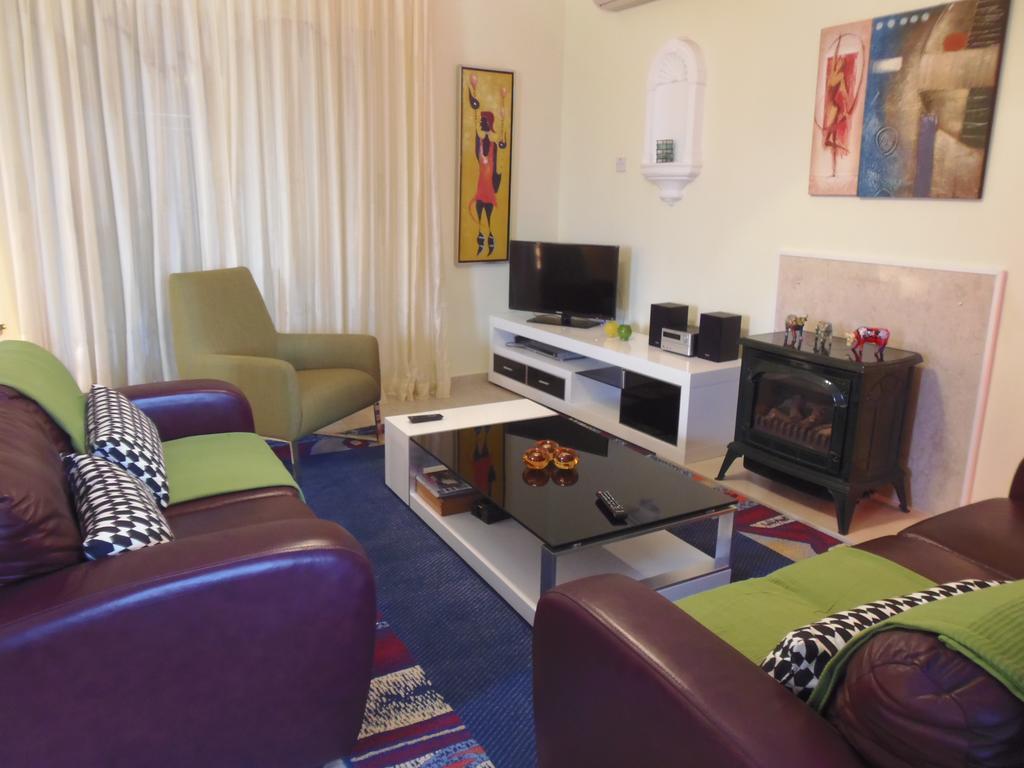 Villa Athina Paphos Phòng bức ảnh